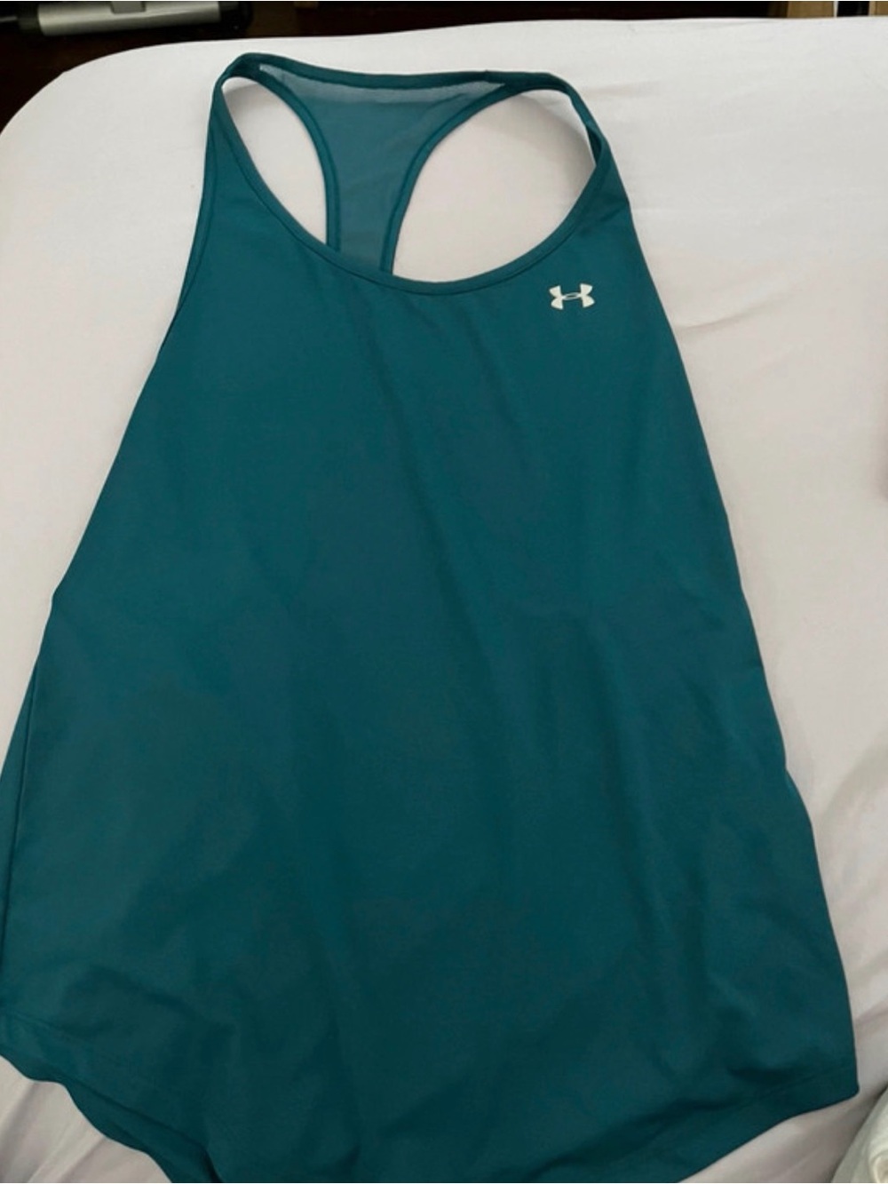 NWOT - Under Armour women’s top, size small teal